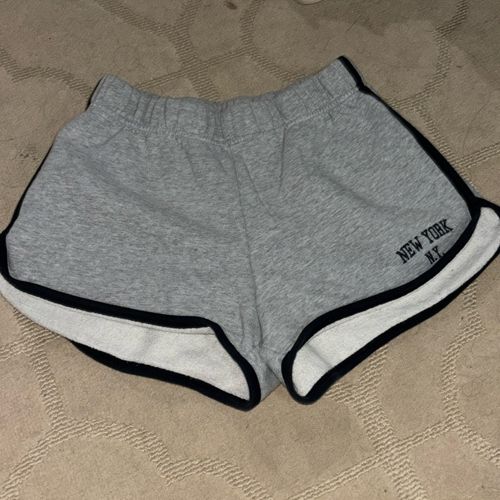 Brandy Melville New York shorts